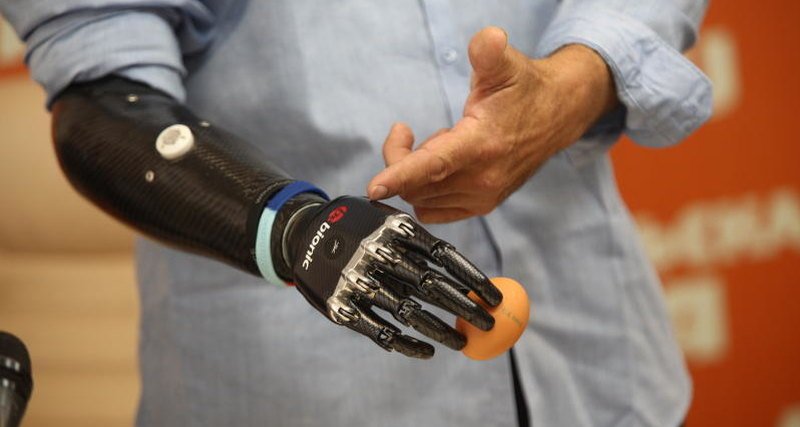 Artificial skin prosthesis